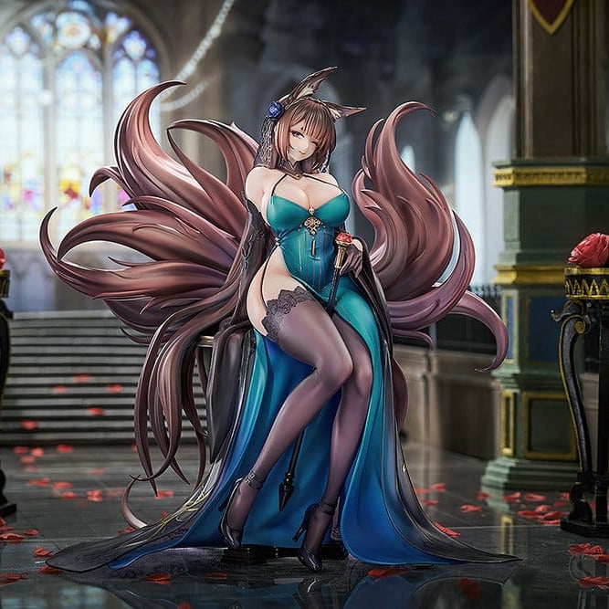Azur Lane statuette PVC 1/7 Amagi Throne of Fallen Petals Ver