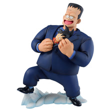 Dragon Ball VS Red Ribbon Army Figurine Son Goku & Android 8 Ichibansho