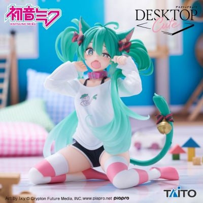 Hatsune Miku Desktop Cute Figurine ~ Cat Ear T-Shirt ver