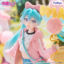 Hatsune Miku figurine PVC Muchute Theme Park Date Version