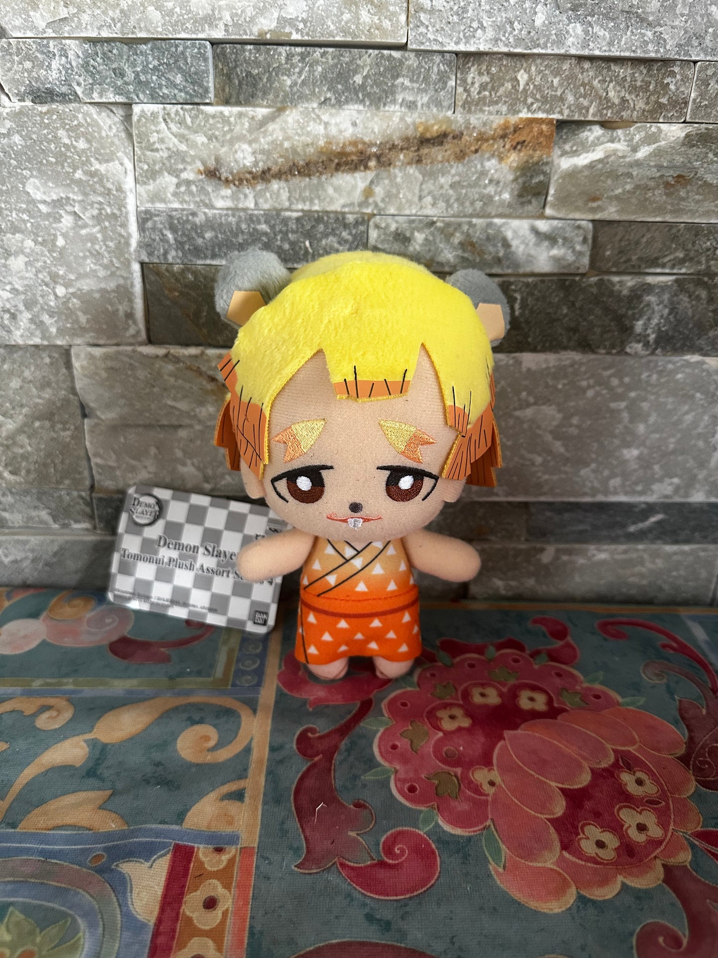 Demon Slayer : Kimetsu No Yaiba - Peluche Zenitsu Agatsuma Tomonui Plush Assort Series 4