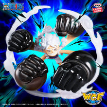 One Piece - World Collectible Figurine SPECIAL Monkey D. Luffy Gear 5 Gum gum white gun squash