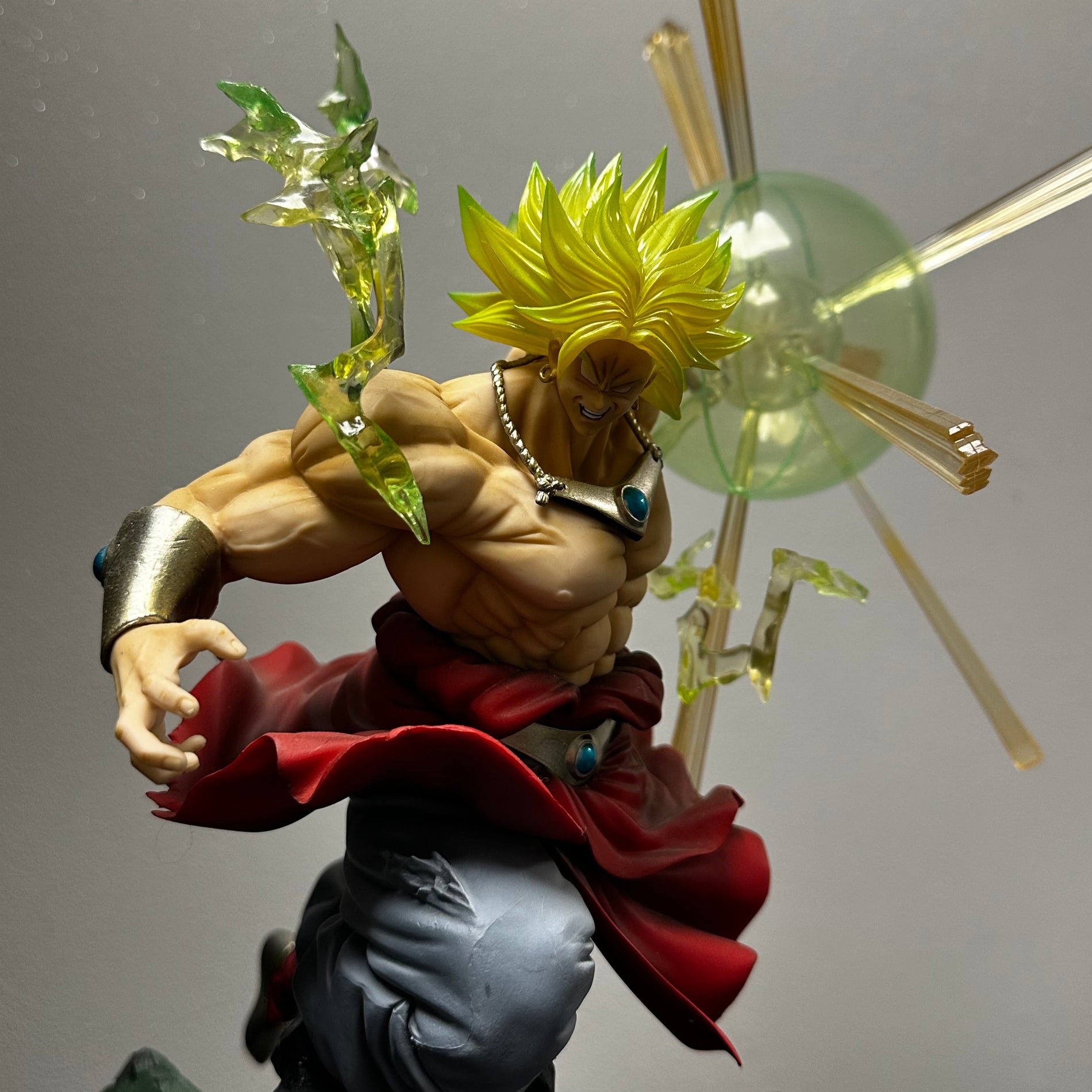 Dragon Ball Z - Figurine Figuarts ZERO Super Saiyan Broly Fierce Battle Bandai