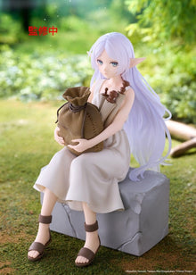 Frieren: Beyond Journey’s End – Figurine Frieren In Training Ver. Desktop Cute 16 cm – Taito