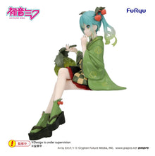 Hatsune Miku Figurine Noodle Stopper Winter Cherry Green Ver