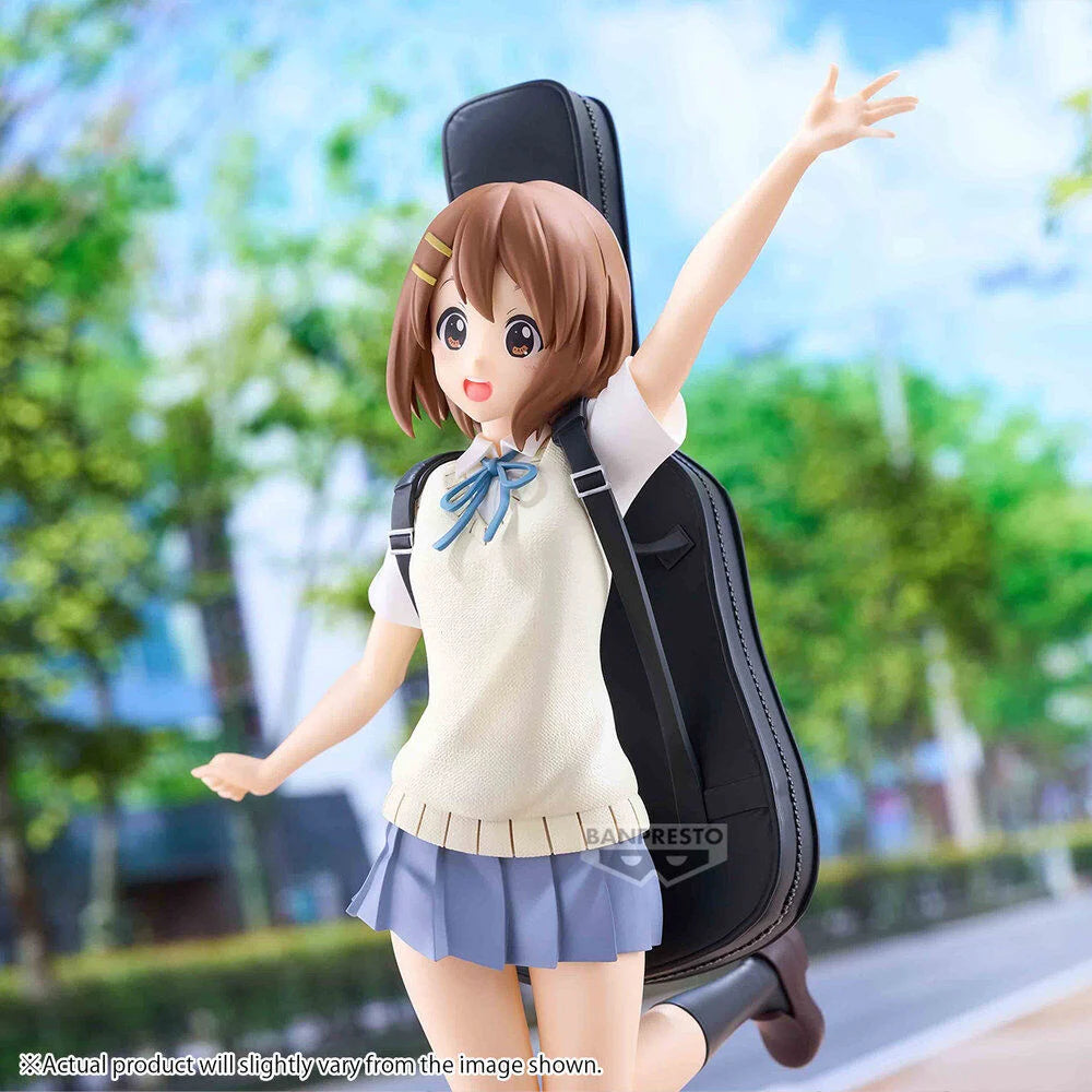 K-ON!! – Figurine Yui Hirasawa SQ Figure 25 cm – Banpresto